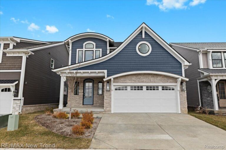 209 Mountain View Lane, Milford Village