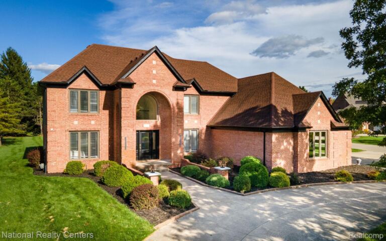 4091 Jacquelynn Ct, Oakland Charter Township