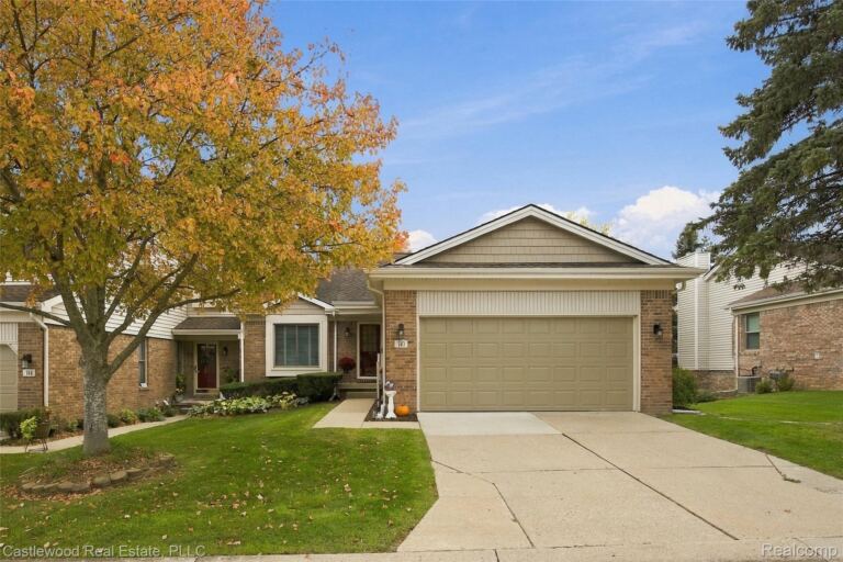 740 Ridgeside Dr, Milford Village