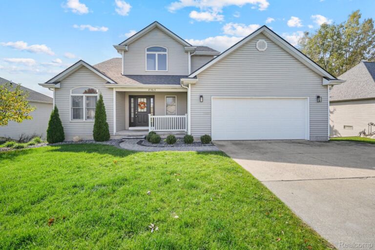 8303 Old Harbor, Grand Blanc Charter Township