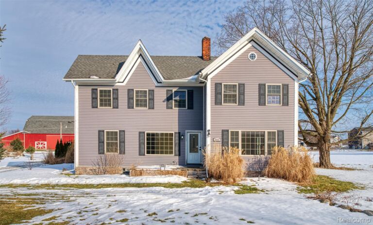 3342 Oak Grove Rd, Howell