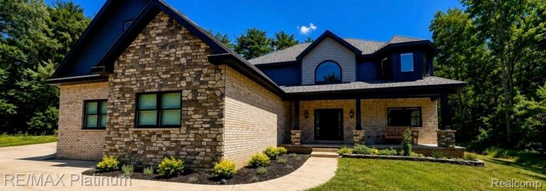3705 High Hillcrest Dr, Marion Township