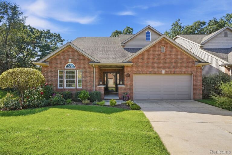 4622 Spring Mountain Dr, Brighton