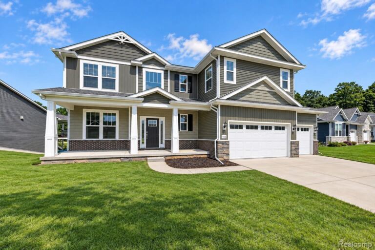 Moh 124 Gambrel Lane Dr, Marion Township