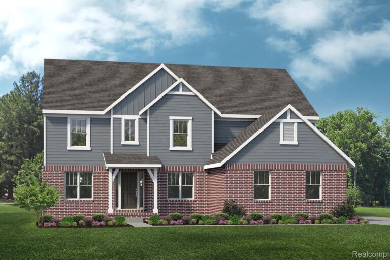 26645 Triple Crown Dr, South Lyon
