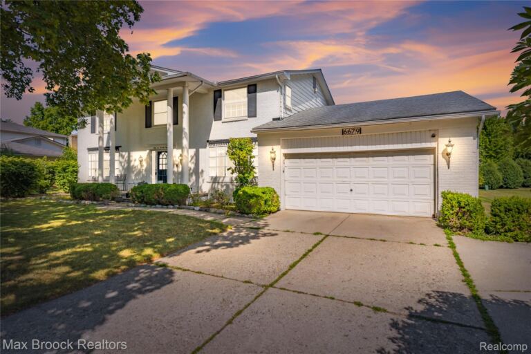 6679 Edinborough, West Bloomfield