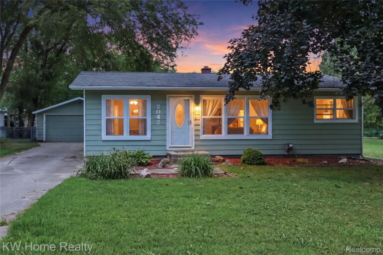 2042 Orland, Wixom