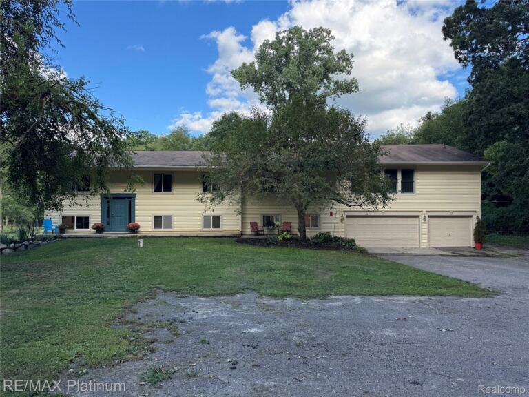 2805 Harmony Ln, Milford