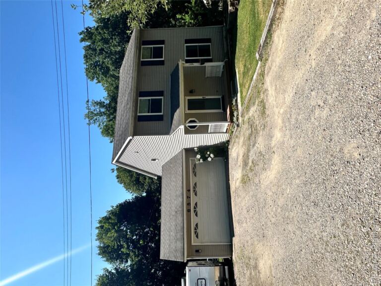 6574 Avon Drive, Green Oak Township