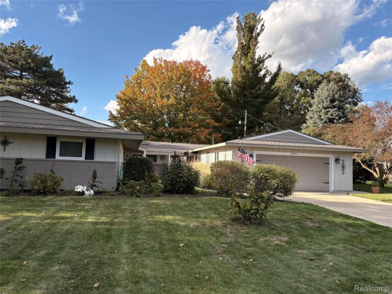 6243 Westview Dr, Grand Blanc