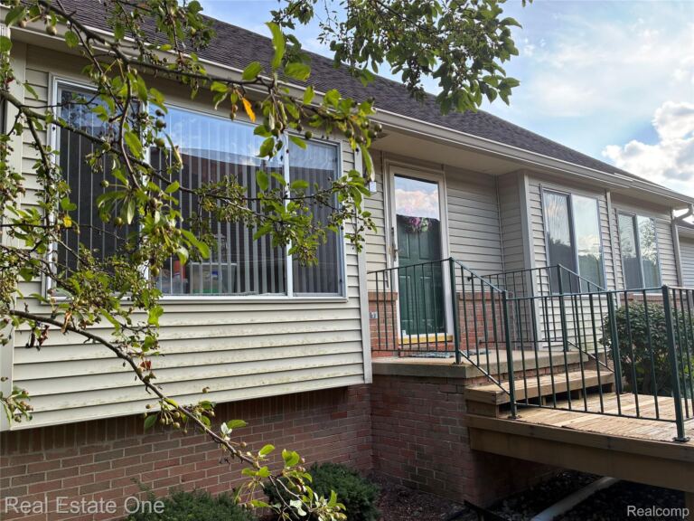 1040 Bird Song Lane Ln, Milford