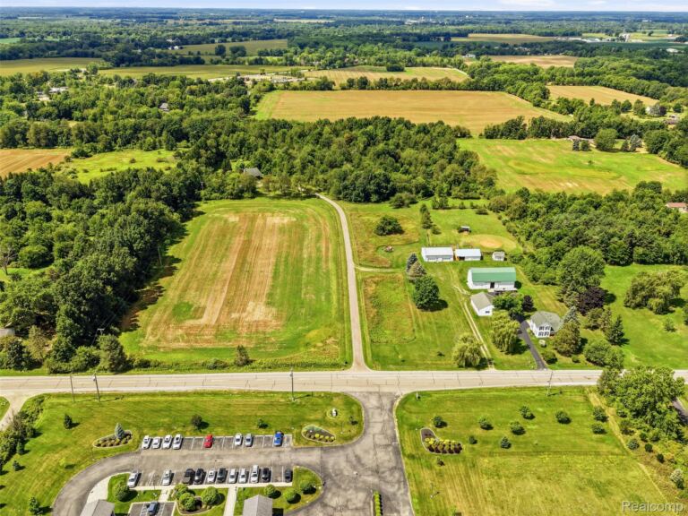 2715 N Burkhart Rd, Howell