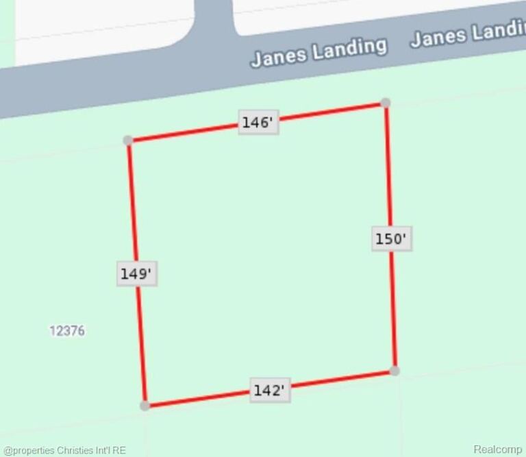 Unit 38 Janes Landing, Green Oak Township