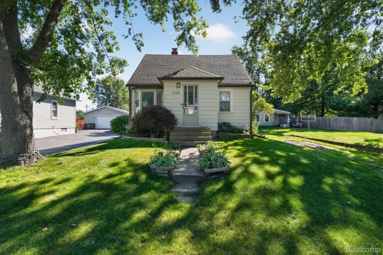 4369 Richalva Ct, Waterford