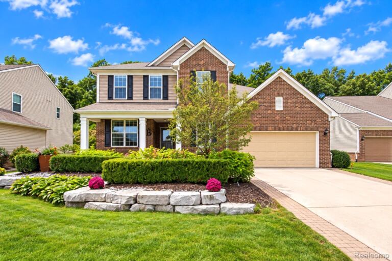 58939 Winnowing Cir S, South Lyon