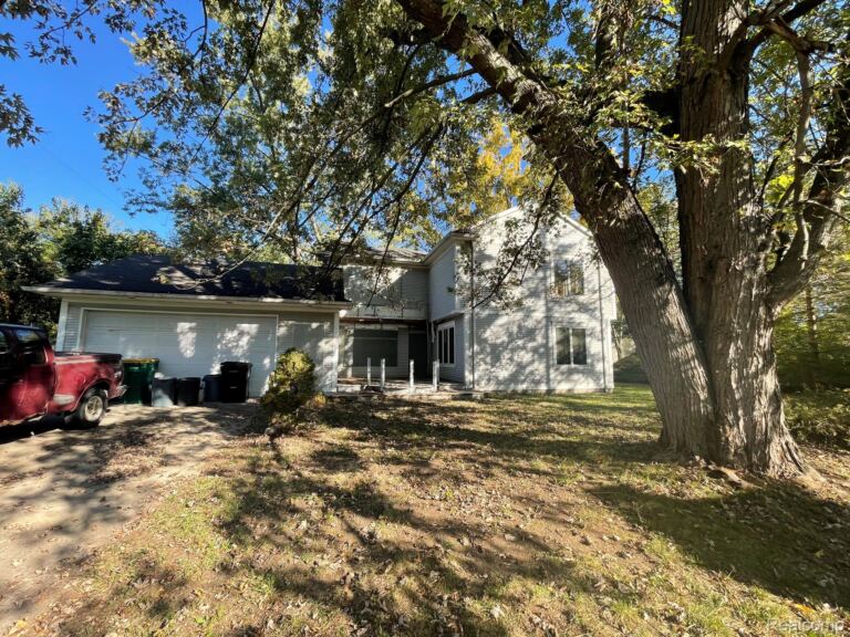 23131 Albion Ave, Farmington Hills