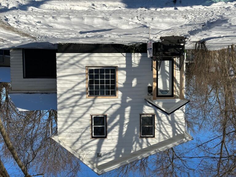 407 E Elizabeth St, Fenton