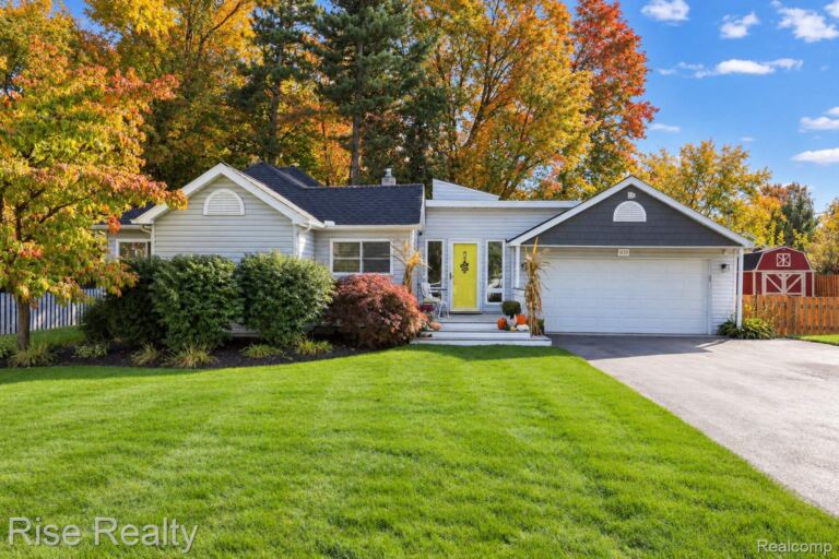 1870 Orchid St, Waterford