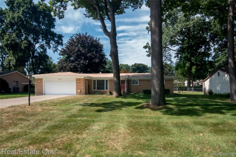 1353 Bielby St, Waterford