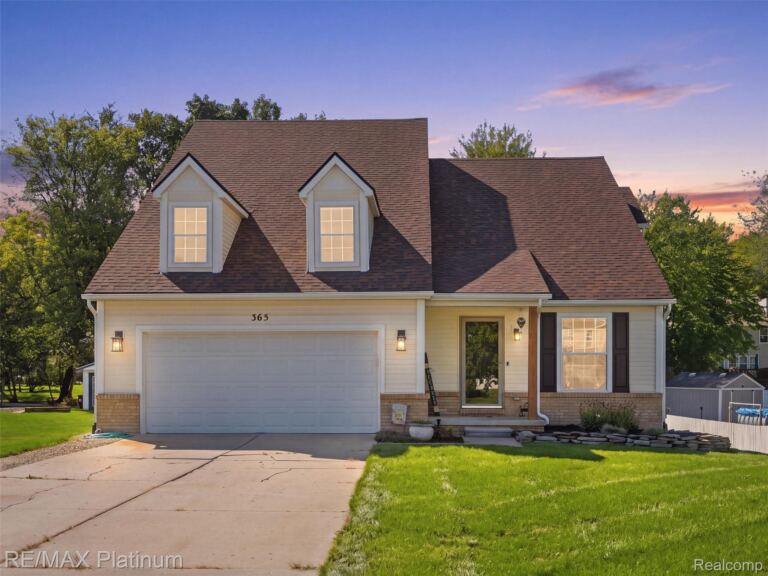 365 Saddlevalley Ct, Linden
