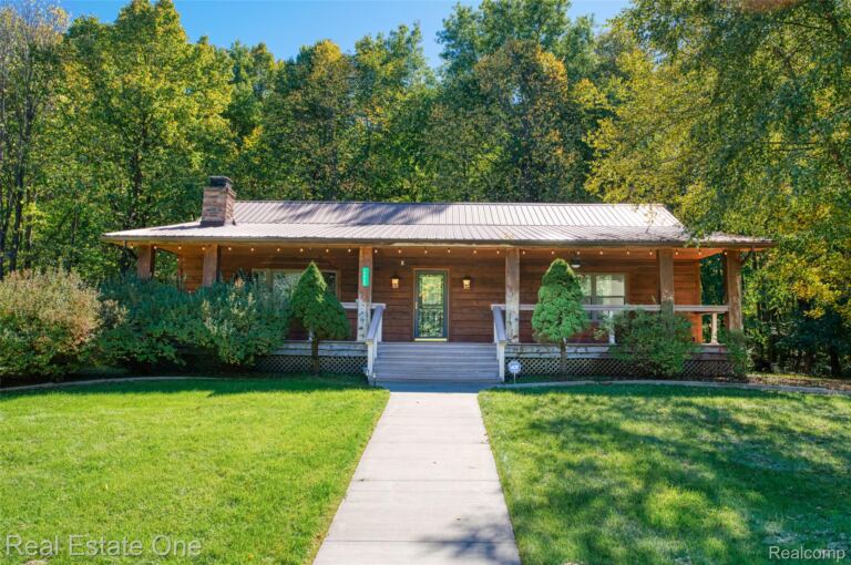 15060 Van Syckle Ct, Unadilla Township