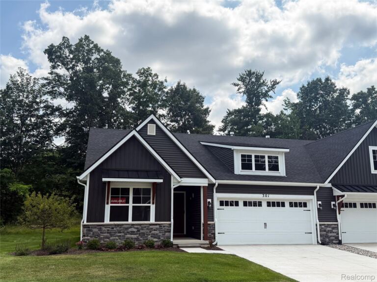 301 Canyon Creek Ct, Marion Township