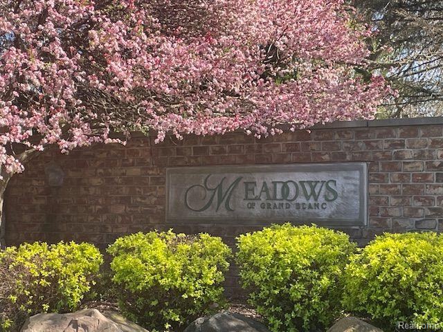 8308 Misty Mdws, Grand Blanc