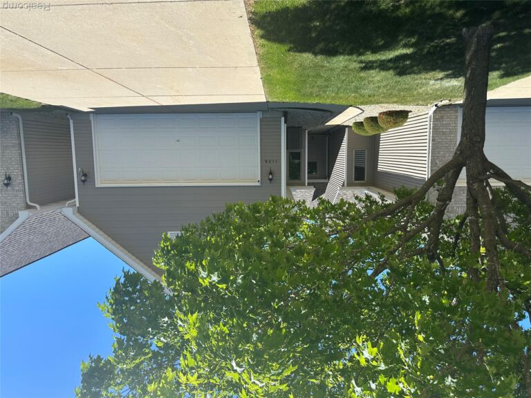 1136 Jenna Dr, Davison Township