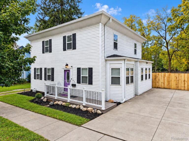 510 S Michigan Ave, Howell