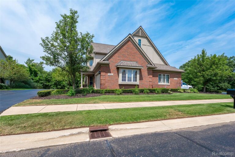1160 Alissa Marie Dr, Highland