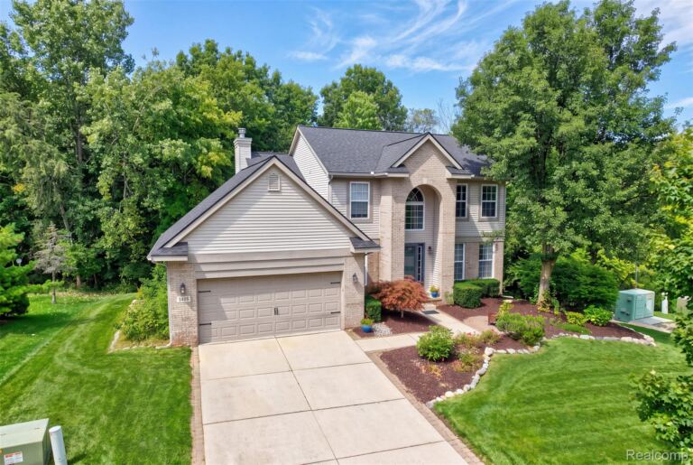 3405 Marshview Ct, Genoa Township