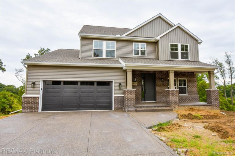 4570 Stillmeadow Drive, Genoa Township