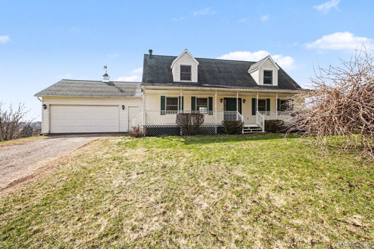 8806 Bergin Rd, Hartland