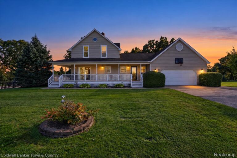 6347 Oak Grove Rd, Cohoctah and Deerfield