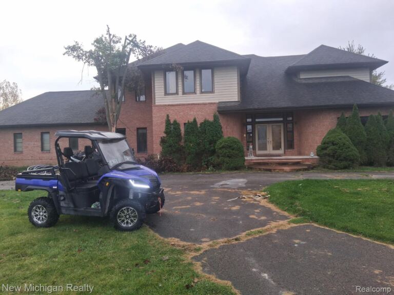 11082 Blaine Rd, Hartland Township