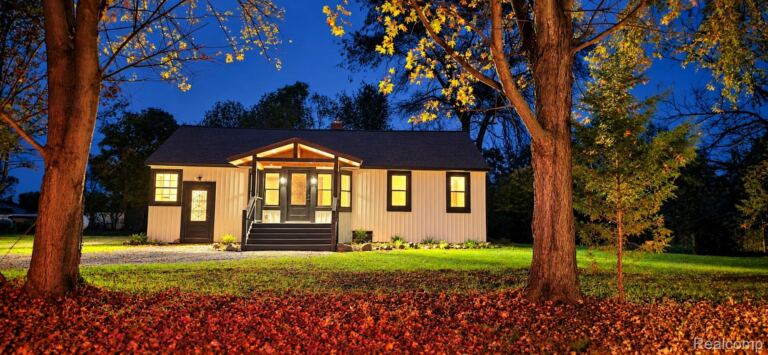 4296 Burgess Rd, Putnam Township