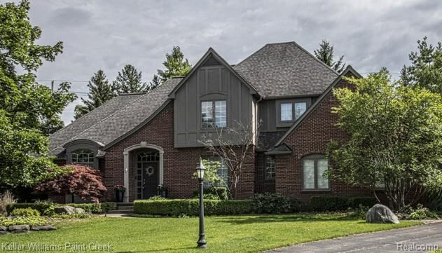 4853 Goodison Place Dr, Oakland Charter Township