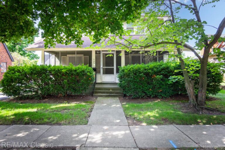 323 East St, Milford