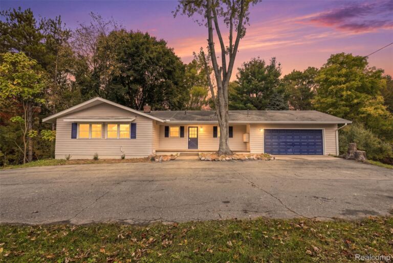 3030 N Hickory Ridge Rd, Highland Charter Township