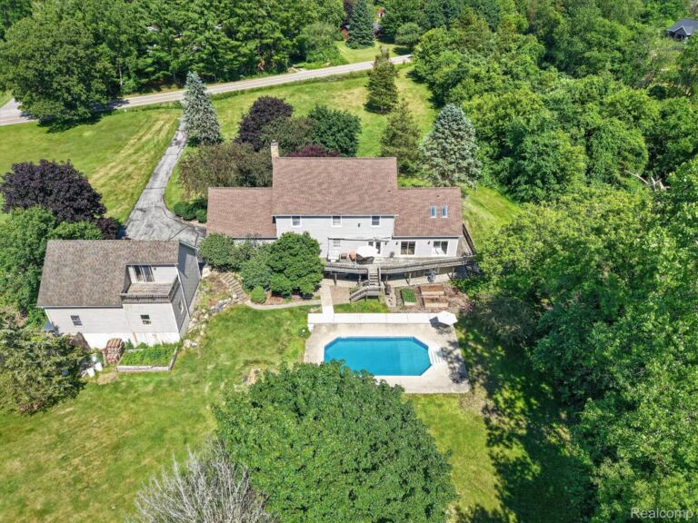 8114 Chilson Rd, Hamburg