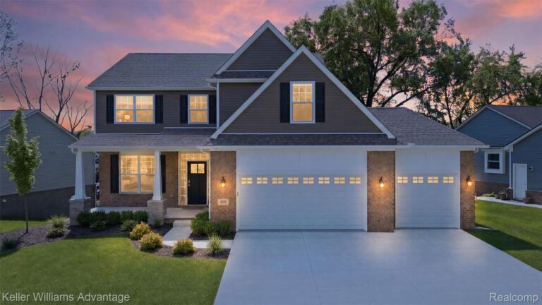 855 Preserve Ln, White Lake