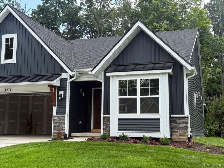 363 Canyon Creek Ct, Marion Township