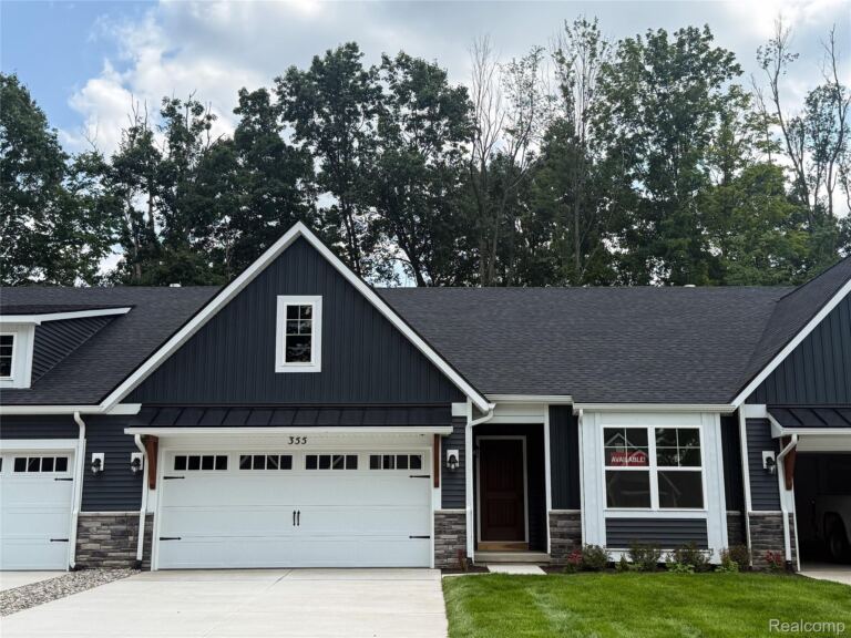 355 Canyon Creek Ct, Marion Township